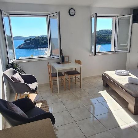 Apartments Matea Studio Apartment Stikovica Экстерьер фото